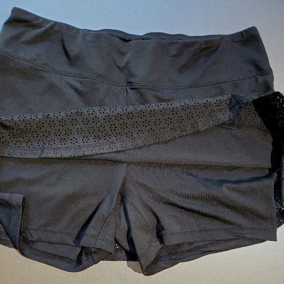 FILA  Black Tennis skirt Pickleball Skort  laser cut hem sz L - Picture 3 of 5